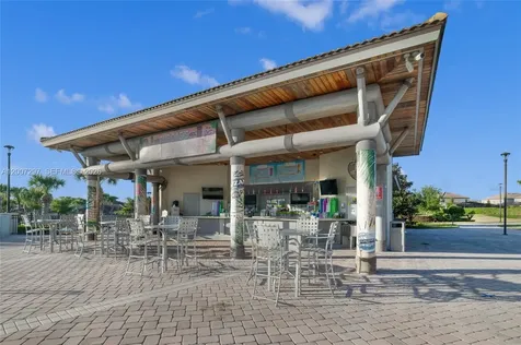 1136 Kingsbarn Street Davenport FL 33896