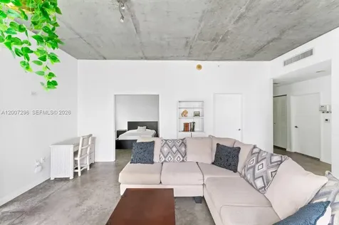133 NE 2nd Avenue Miami FL 33132