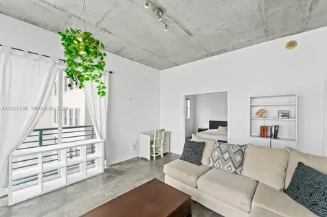 133 NE 2nd Avenue Miami FL 33132