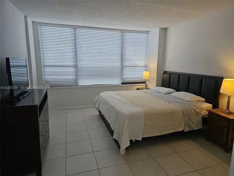 3505 S Ocean Drive Hollywood FL 33019