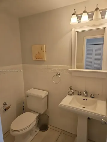 3505 S Ocean Drive Hollywood FL 33019