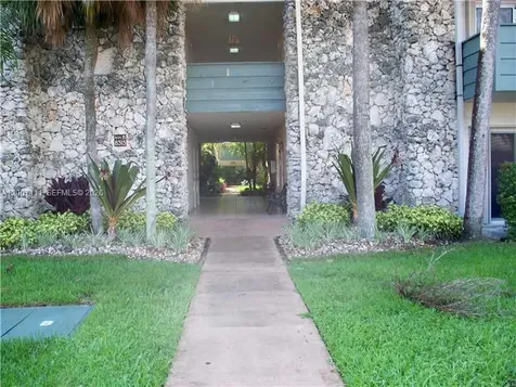 8315 SW 72nd Avenue Miami FL 33143