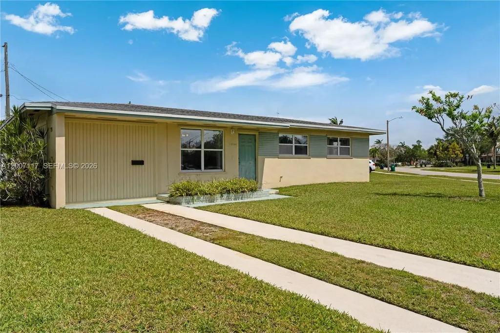 19930 Christmas Road Cutler Bay FL 33157