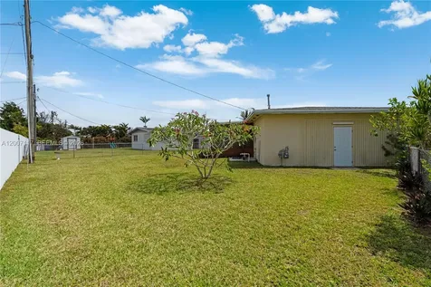 19930 Christmas Road Cutler Bay FL 33157