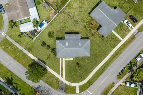 19930 Christmas Road Cutler Bay FL 33157