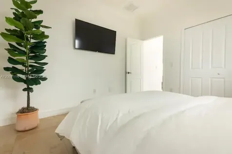 15566 SW 13th Terrace Miami FL 33194
