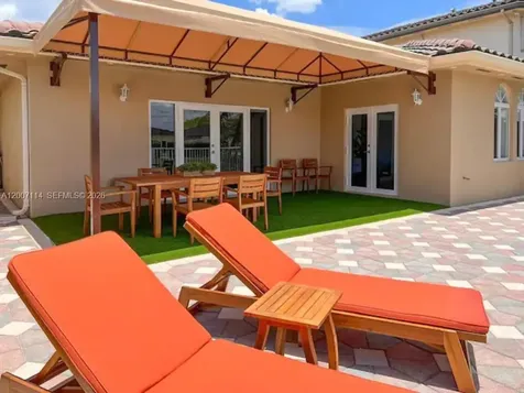 15566 SW 13th Terrace Miami FL 33194
