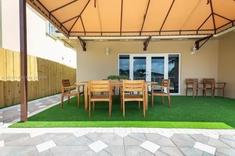 15566 SW 13th Terrace Miami FL 33194