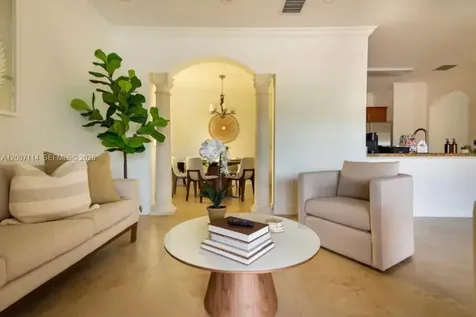 15566 SW 13th Terrace Miami FL 33194