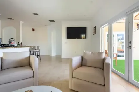 15566 SW 13th Terrace Miami FL 33194