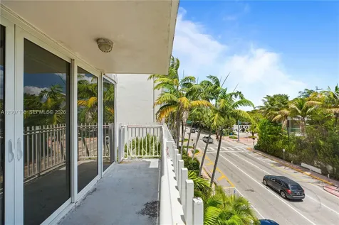 7824 Collins Avenue Miami Beach FL 33141