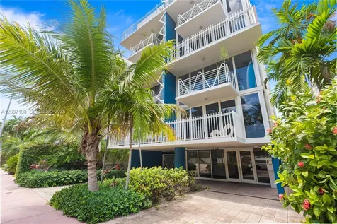 7824 Collins Avenue Miami Beach FL 33141