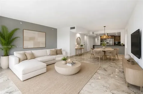 7824 Collins Avenue Miami Beach FL 33141