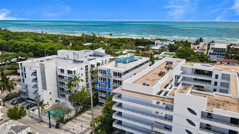 7824 Collins Avenue Miami Beach FL 33141