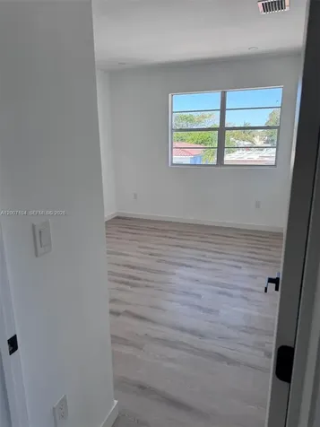 Miami Beach FL 33141