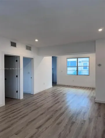 Miami Beach FL 33141