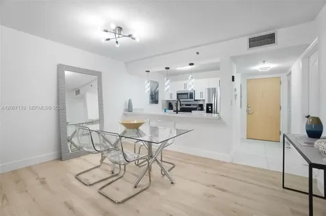1200 Brickell Bay Drive Miami FL 33131