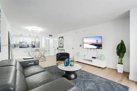 1200 Brickell Bay Drive Miami FL 33131
