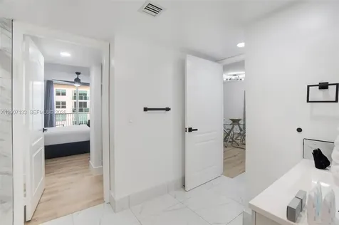 1200 Brickell Bay Drive Miami FL 33131