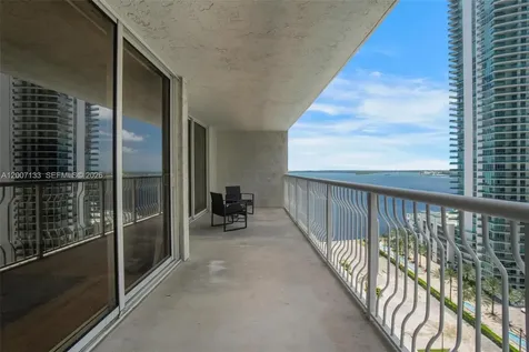 1200 Brickell Bay Drive Miami FL 33131