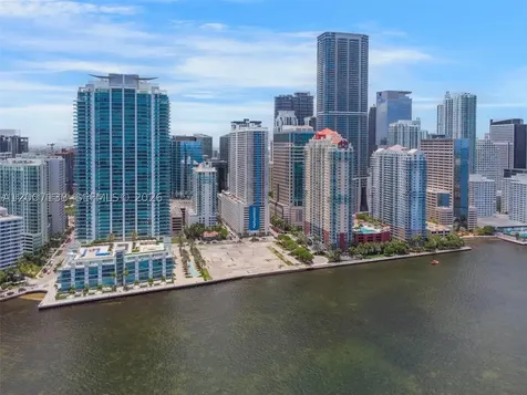 1200 Brickell Bay Drive Miami FL 33131