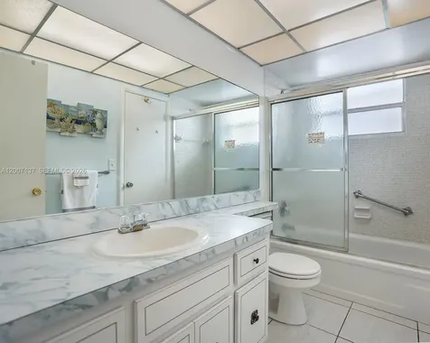 5171 W Oakland Park Boulevard Lauderdale Lakes FL 33313