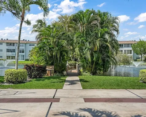 5171 W Oakland Park Boulevard Lauderdale Lakes FL 33313