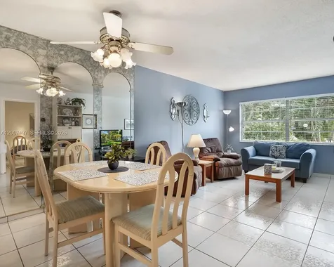 5171 W Oakland Park Boulevard Lauderdale Lakes FL 33313