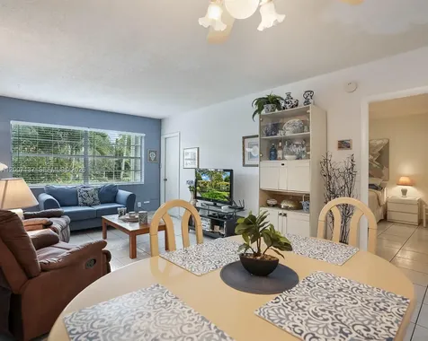 5171 W Oakland Park Boulevard Lauderdale Lakes FL 33313