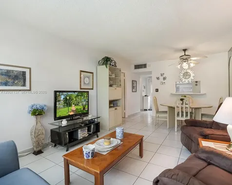 5171 W Oakland Park Boulevard Lauderdale Lakes FL 33313