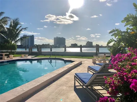 2250 Bay Drive Miami Beach FL 33141