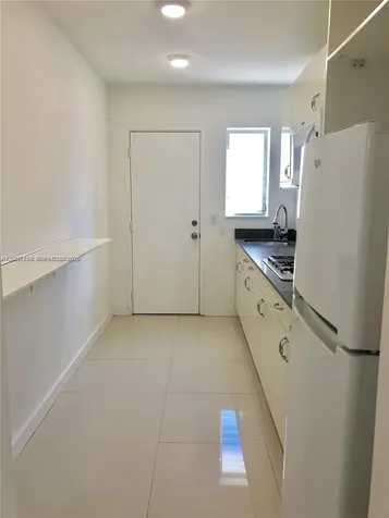2250 Bay Drive Miami Beach FL 33141