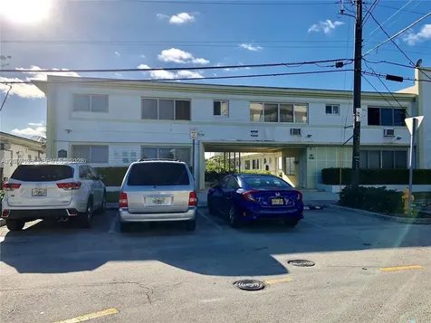 2250 Bay Drive Miami Beach FL 33141
