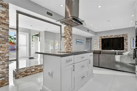 5161 SW 159th Court Miami FL 33185