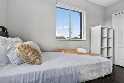 5161 SW 159th Court Miami FL 33185