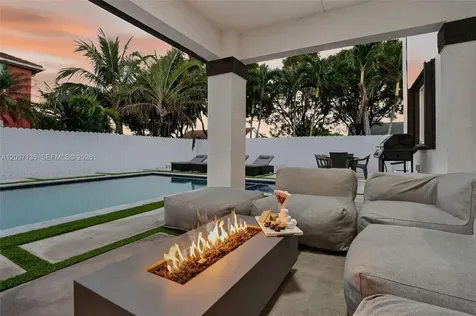 5161 SW 159th Court Miami FL 33185