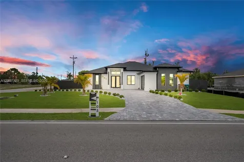 105 S Nelson Road Cape Coral FL 33991