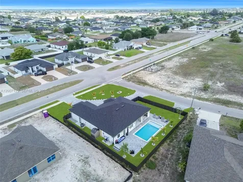 105 S Nelson Road Cape Coral FL 33991
