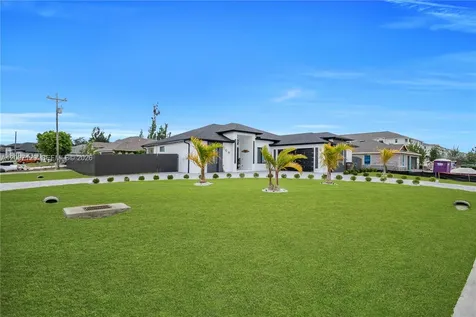 105 S Nelson Road Cape Coral FL 33991