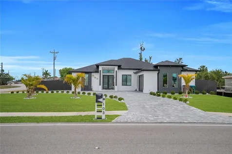 105 S Nelson Road Cape Coral FL 33991