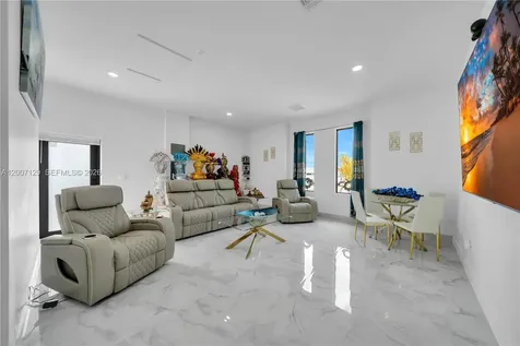 105 S Nelson Road Cape Coral FL 33991