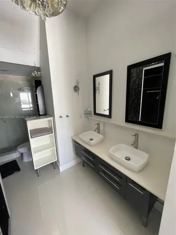 1500 Bay Road Miami Beach FL 33139