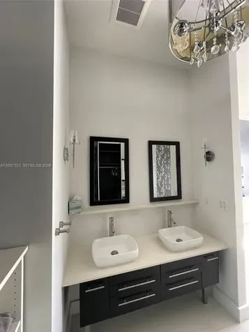 1500 Bay Road Miami Beach FL 33139