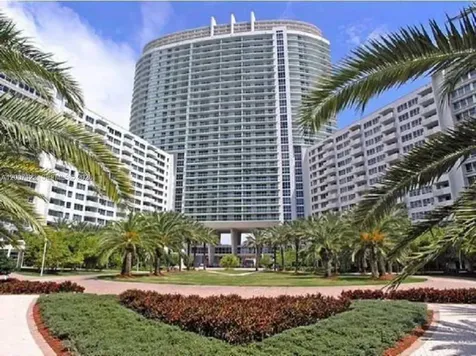 1500 Bay Road Miami Beach FL 33139
