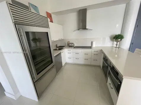 1500 Bay Road Miami Beach FL 33139