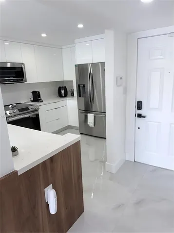 601 SW 113th Way Pembroke Pines FL 33025