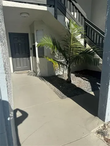 601 SW 113th Way Pembroke Pines FL 33025