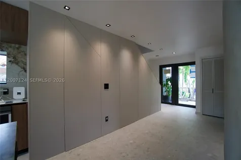 1820 SW 10th Street Miami FL 33135