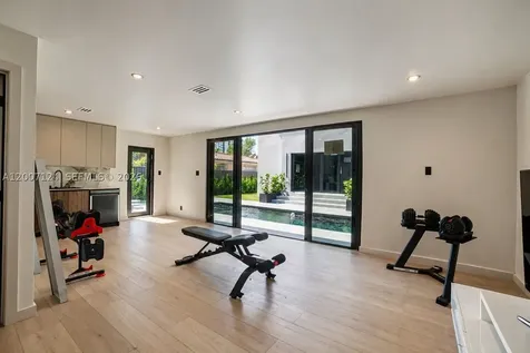 1820 SW 10th Street Miami FL 33135