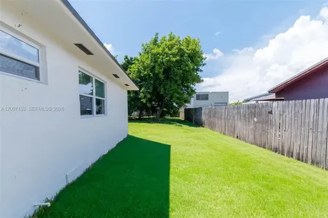 1366 NW 75th Street Miami FL 33147